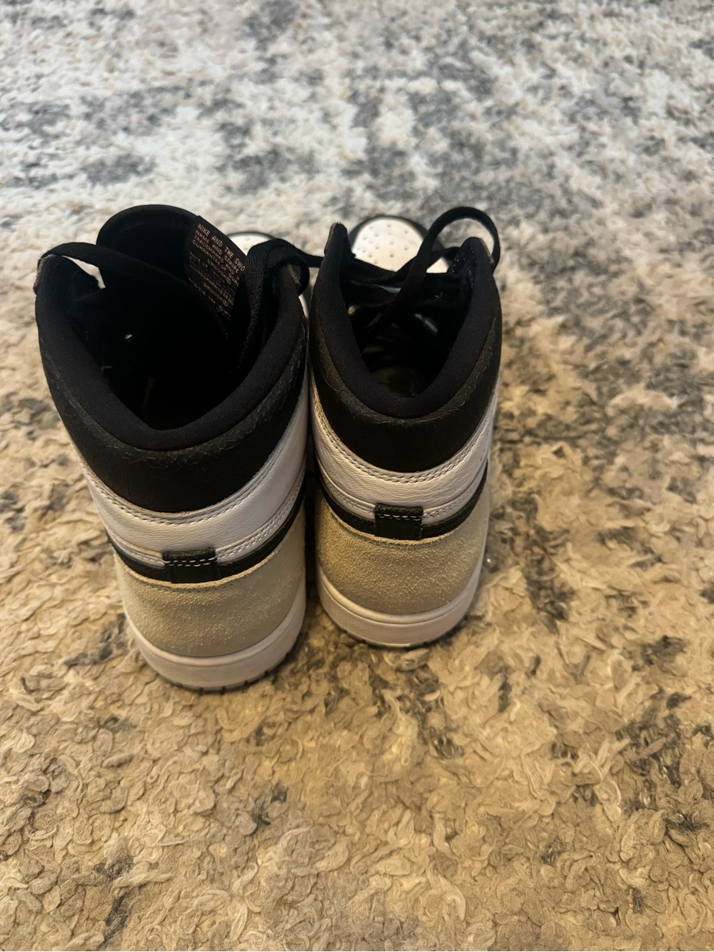 Jordan 1 Retro High OG
'Stage Haze' - Picture 3 of 5